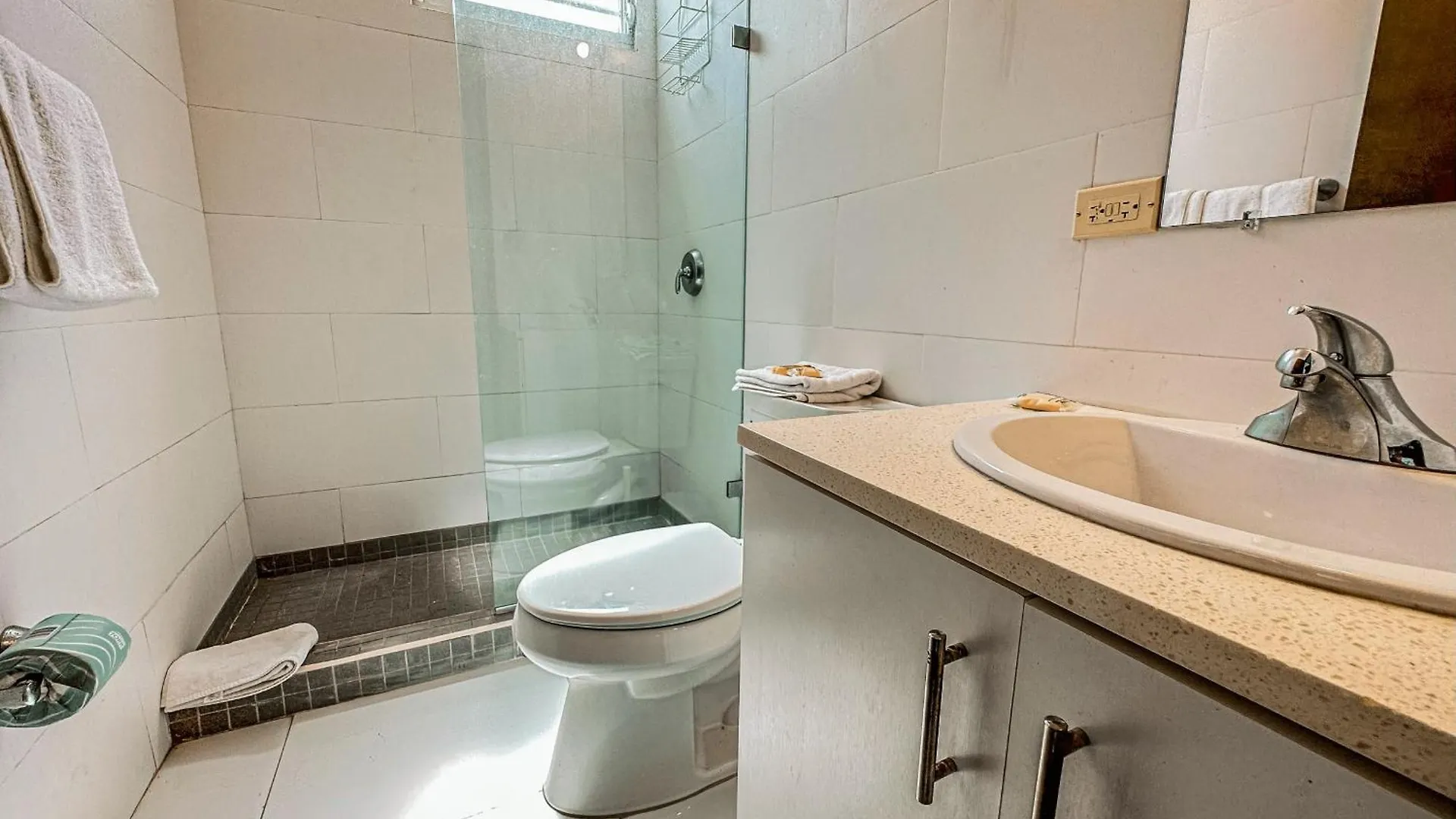 Arecibo Hotel 2101 Apartment